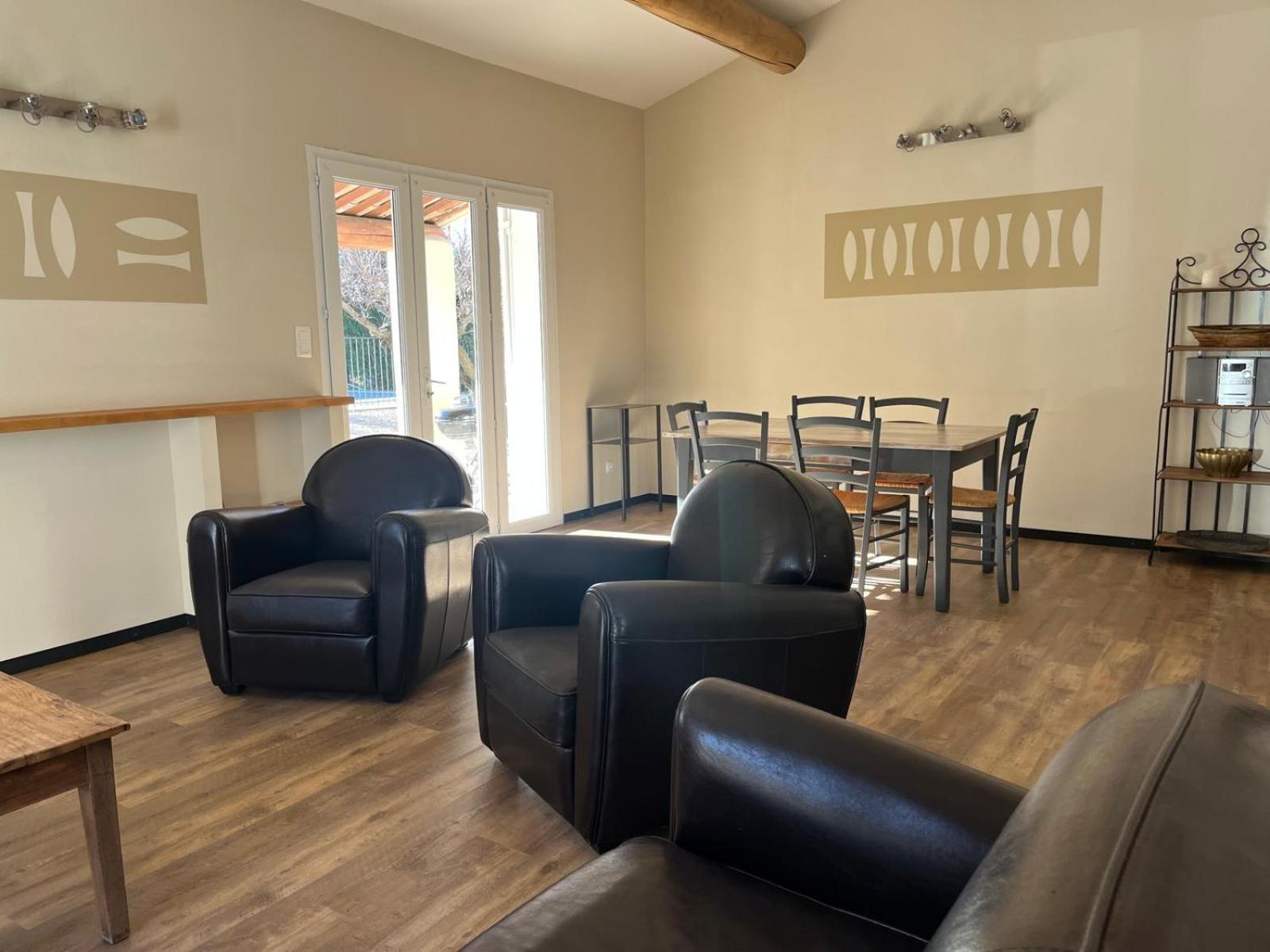 Villas De La Ferme Du Gros Noyer Malaucene Luaran gambar